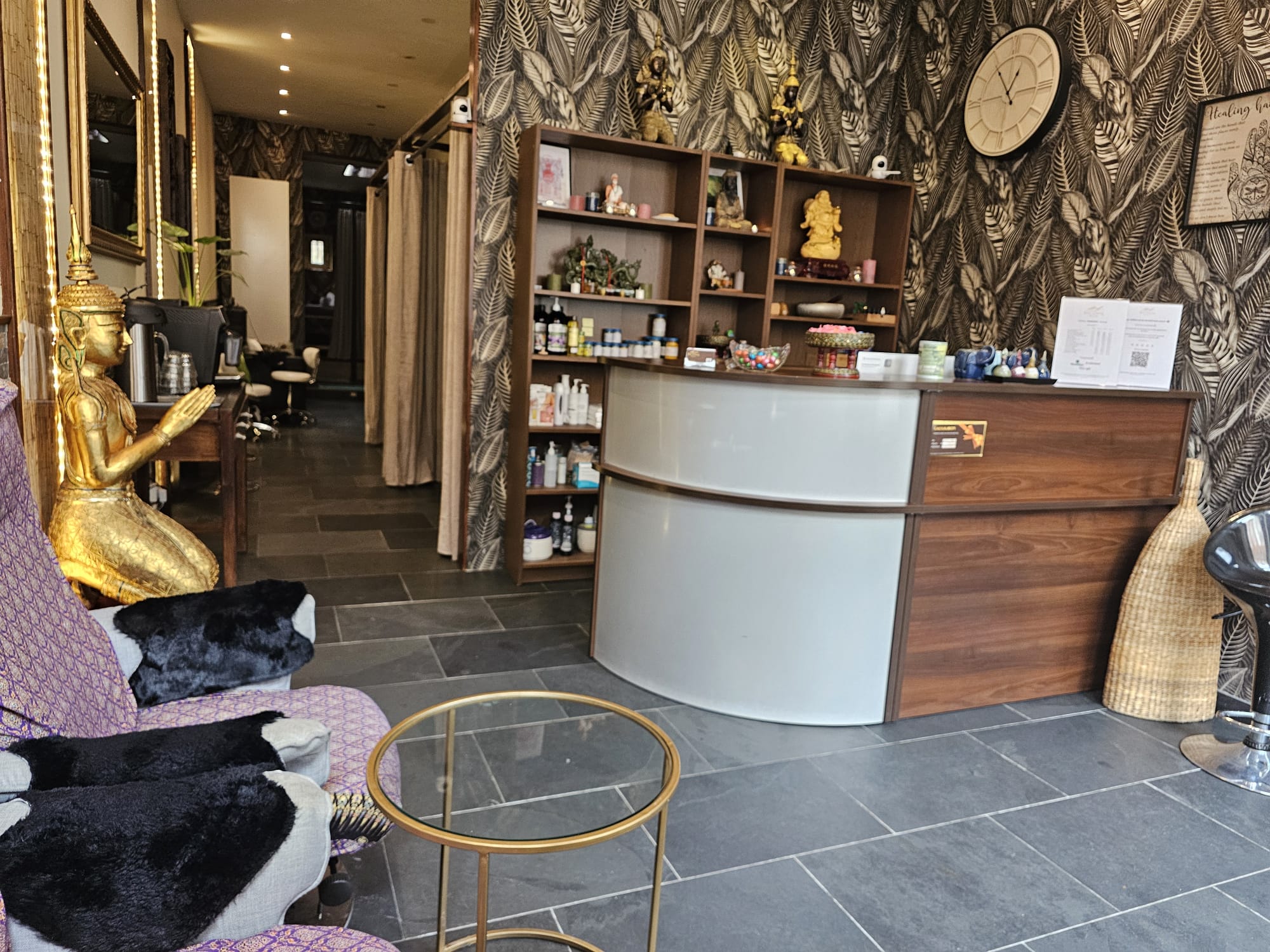 Ingang van Sai Thong Amsterdam
